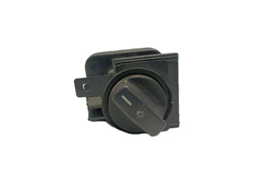 Used Headlight switch MERCEDES-BENZ A-CLASS (W169) A 180 CDI (169.007, 169.307) (109 hp) 29798684