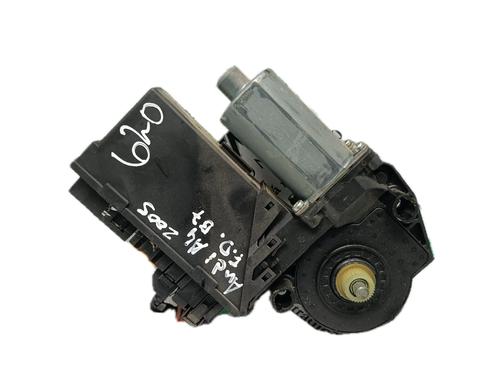 Right front window motor AUDI A4 B7 (8EC) 2.0 TDI | BP29799191E20 