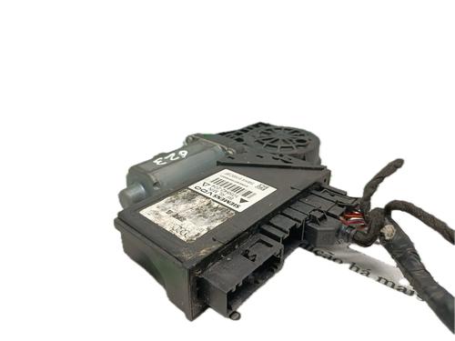 Vindusheismotor venstre foran AUDI A4 B7 (8EC) 1.9 TDI | BP29799198E21 