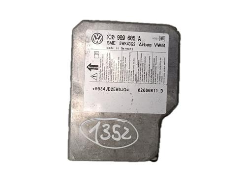 Used ECU airbags VW GOLF IV (1J1) 1.9 TDI (90 hp) 29799365