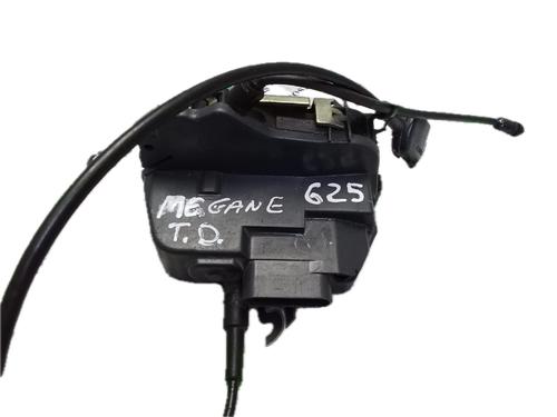 Używane Zamek drzwi tylnych prawych RENAULT MEGANE II (BM0/1_, CM0/1_) 1.5 dCi (BM0F, BM0T, BM2B, CM0F, CM0T) (82 hp) 29799537