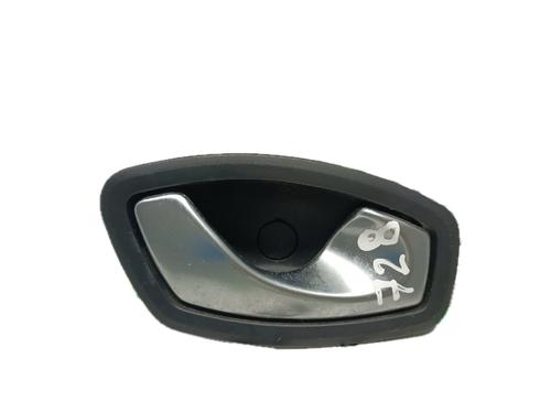 Used Rear right interior door handle Rear right interior door handle RENAULT MEGANE III Grandtour (KZ0/1) 1.5 dCi (86 hp) 29800074 29800074