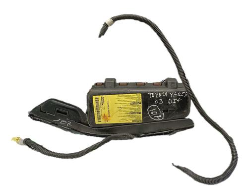 Højre sæde airbag TOYOTA YARIS (_P1_) 1.4 D-4D (NLP10_, NLP10R) (75 hp) 29800184