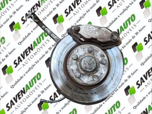 Used Left front steering knuckle MERCEDES-BENZ CLS (C219) CLS 320 CDI (219.322) (224 hp) 29800772