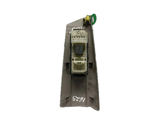 Right front window switch TOYOTA COROLLA (_E12_) 1.8 4WD (ZZE124) | BP29801033I26 