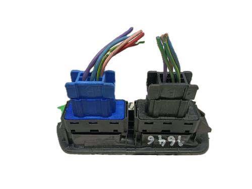 Right front window switch CITROËN C-ELYSEE (DD_) 1.6 BlueHDi 100 | BP29801499I26