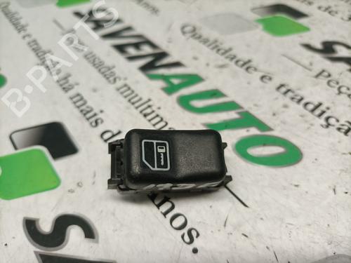 Interrupteur de vitre avant droite MERCEDES-BENZ C-CLASS (W202) C 200 D (202.122) (88 hp) 29803177