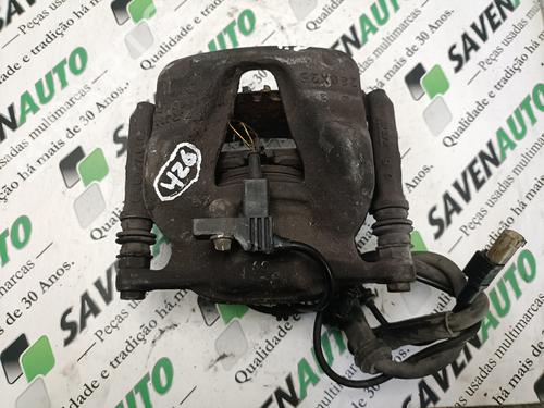 Højre bremsekaliber foran MERCEDES-BENZ A-CLASS (W176) A 180 CDI (176.000) (109 hp) 29803347