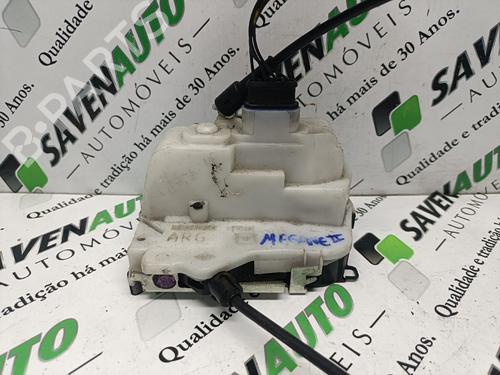 Venstre bagtil lås RENAULT MEGANE III Hatchback (BZ0/1_, B3_) 1.5 dCi (106 hp) 29803639