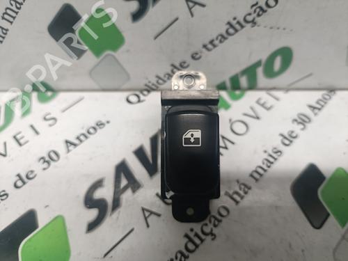 Used Right front window switch HYUNDAI i20 I (PB, PBT) 1.4 CRDi (75 hp) 29804013