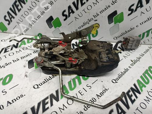 Højre fortil lås TOYOTA HIACE IV Van (__H1_, __H2_) 2.5 D-4D (KLH12, KLH22) (88 hp) 29804217