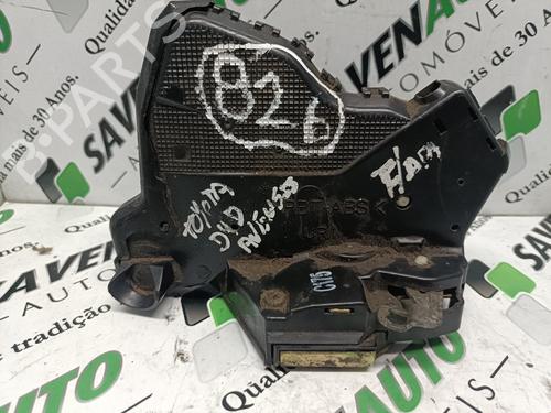 Used Front right lock TOYOTA AVENSIS (_T25_) 2.0 D-4D (ADT250_, ADT250R) (126 hp) 29804219