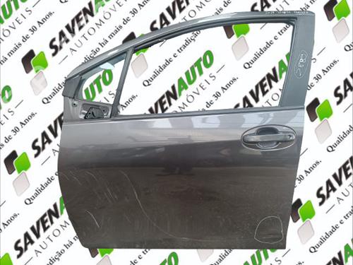 Used Left front door TOYOTA YARIS (_P13_) 1.0 (KSP130) (72 hp) 29804353