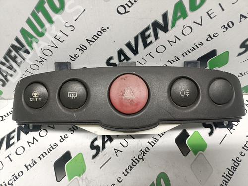 Used Warning switch FIAT PUNTO (188_) 1.2 16V 80 (188.233, .235, .253, .255, .333, .353, .639,... (80 hp) 29804689