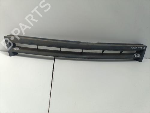 Used Grille TOYOTA HIACE IV Van (_H1_) [1989-2005]  29804705