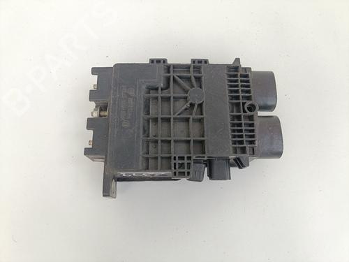 Used Electronic module Electronic module RENAULT LAGUNA III (BT0/1) 2.0 dCi (BT01, BT08, BT09, BT0E, BT0K, BT12, BT1C, BT1D,... (150 hp) 29805046 29805046