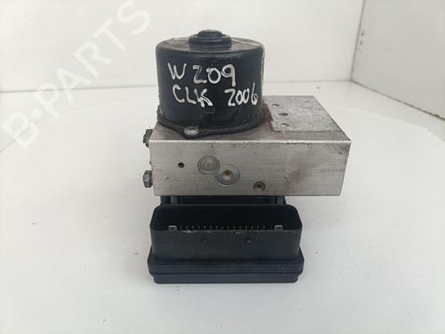 Used ABS pump MERCEDES-BENZ CLK (C209) CLK 270 CDI (209.316) (170 hp) 29805349