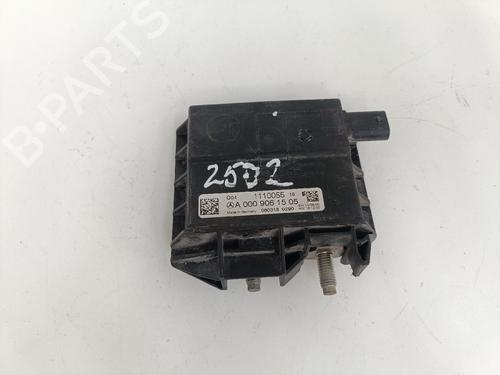 Used Electronic module Electronic module MERCEDES-BENZ C-CLASS (W205) C 180 d (205.000) (122 hp) 29805654 29805654