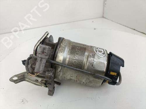 Używane Wspornik / Uchwyt TOYOTA AURIS (_E18_) 2.0 D-4D (ADE186_, ADE186R) (124 hp) 29805843