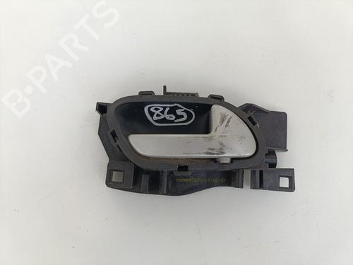 Used Front right interior door handle Front right interior door handle PEUGEOT 207 (WA_, WC_) 1.4 HDi (68 hp) 29806009 29806009