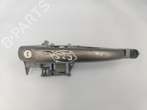 Used Front left exterior door handle Front left exterior door handle PEUGEOT 308 I (4A_, 4C_) 1.6 HDi (109 hp) 29806379 29806379