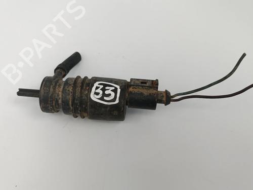 Pompe de lave-glace MERCEDES-BENZ C-CLASS (W203) C 220 CDI (203.006) (136 hp) 29806493