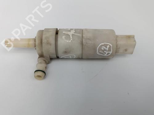 Used Washer pump MERCEDES-BENZ CLS (C218) CLS 250 CDI / BlueTEC / d (218.303, 218.304) (204 hp) 29806502