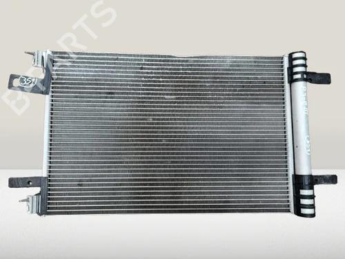 Used AC radiator AC radiator PEUGEOT 308 III (FB_, FH_, FP_, F3_, FM_) PureTech 130 (FPHNSL, FPHNST) (131 hp) 30128410 30128410
