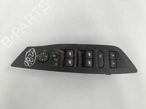 Used Left front window switch PEUGEOT 308 III (FB_, FH_, FP_, F3_, FM_) PureTech 130 (FPHNSL, FPHNST) (131 hp) 30180713