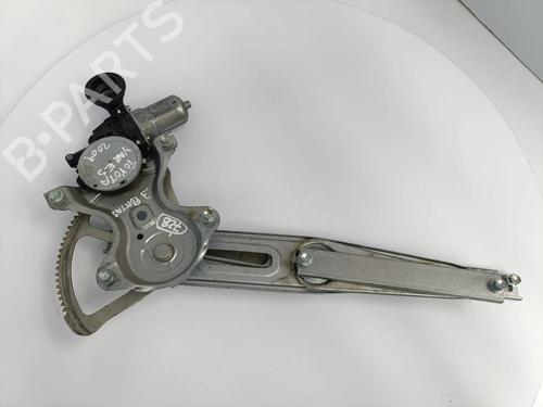 Rudehejsemekanisme Højre foran TOYOTA YARIS (_P9_) 1.4 D-4D (NLP90_, NLP90R) (90 hp) 30201676