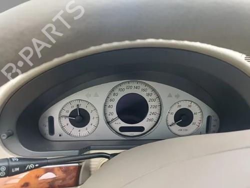 Used Instrument cluster MERCEDES-BENZ E-CLASS (W211) E 400 CDI (211.028) (260 hp) 29936546