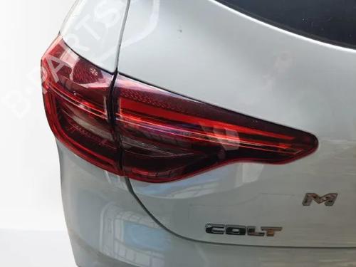 Farolim esquerdo da mala MITSUBISHI COLT VII Hatchback (VB_) 1.0 MPi (VBXG0) (91 hp) 29927252