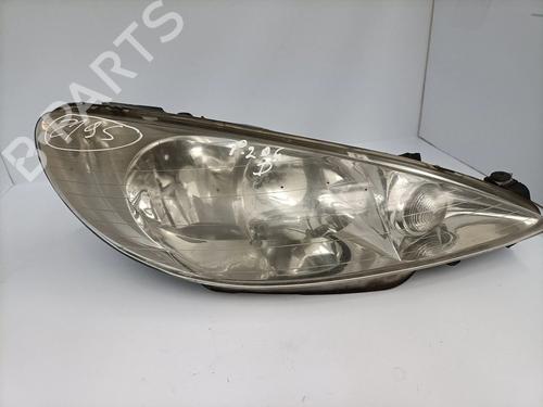 Used Right headlight PEUGEOT 206 Hatchback (2A/C) 1.4 HDi (69 hp) 30436275