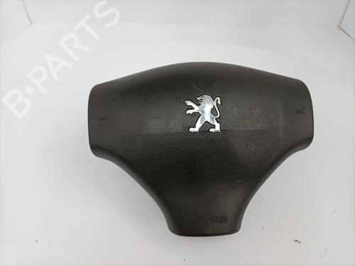 Used Driver airbag PEUGEOT 206 Hatchback (2A/C) 1.4 HDi (69 hp) 30442660
