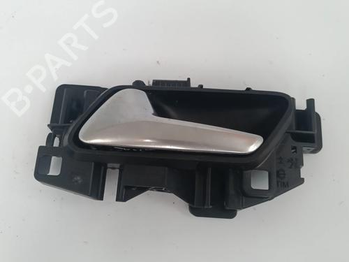 Used Front right interior door handle Front right interior door handle PEUGEOT 308 SW II (LC_, LJ_, LR_, LX_, L4_) 1.6 HDi 92 (92 hp) 30550358 30550358