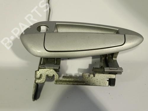 Used Front left exterior door handle Front left exterior door handle 30572000 30572000