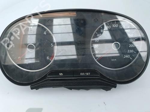 Used Instrument cluster Instrument cluster VW POLO V (6R1, 6C1) 1.2 TDI (75 hp) 30626784 30626784