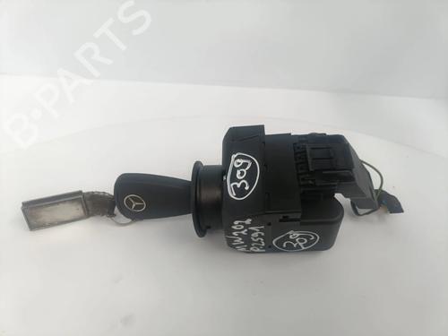 Used Ignition barrel Ignition barrel MERCEDES-BENZ C-CLASS (W202) C 220 CDI (202.133) (125 hp) 31071182 31071182