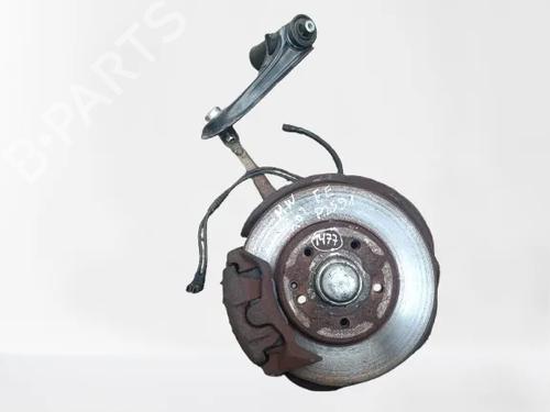 Used Left front steering knuckle Left front steering knuckle MERCEDES-BENZ C-CLASS (W202) C 220 CDI (202.133) (125 hp) 31071192 31071192