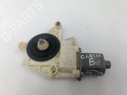 Used Left front window motor Left front window motor MERCEDES-BENZ B-CLASS Sports Tourer (W246, W242) B 180 CDI (246.200) (109 hp) 31073737 31073737