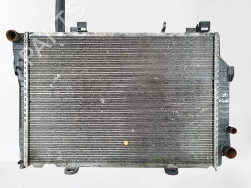 Used Water radiator Water radiator MERCEDES-BENZ C-CLASS (W202) C 220 CDI (202.133) (125 hp) 31073746 31073746