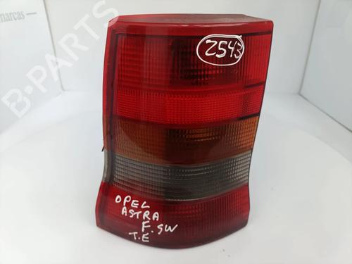 Feu arrière gauche OPEL ASTRA F Estate (T92) 1.4 i 16V (F35, M35) (90 hp) 31132482