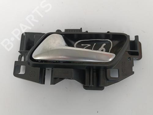 Venstre bagtil invendig håndtag Venstre bagtil invendig håndtag PEUGEOT 308 III (FB_, FH_, FP_, F3_, FM_) PureTech 130 (FPHNSL, FPHNST) (131 hp) 31171406 31171406