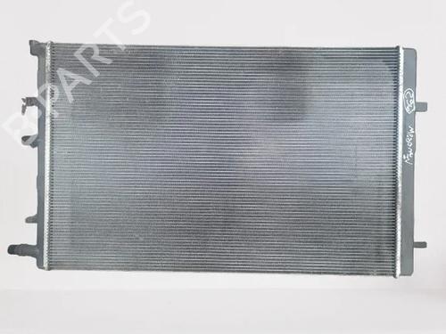 Used Water radiator Water radiator RENAULT MEGANE IV Hatchback (B9A/M/N_) 1.5 Blue dCi 95 (B9A2, B9A6) (95 hp) 31256663 31256663