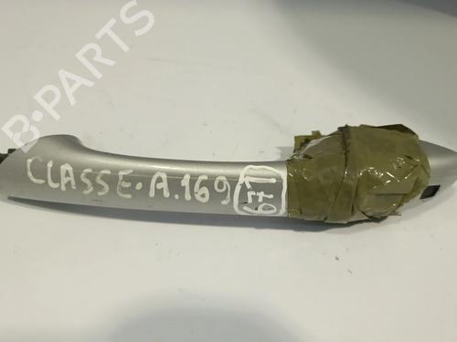 Used Front left exterior door handle Front left exterior door handle MERCEDES-BENZ A-CLASS (W169) A 160 CDI (169.006, 169.306) (82 hp) 31259058 31259058