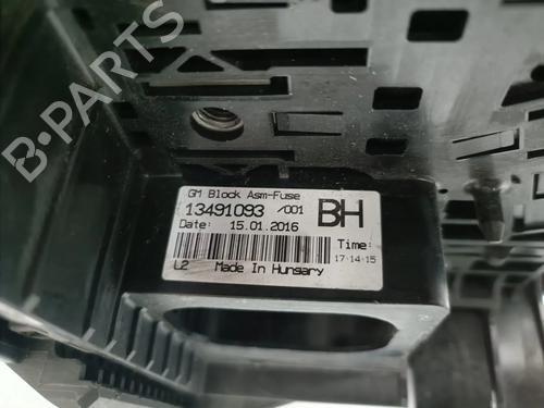 Fuse box OPEL CORSA E (X15) 1.3 CDTI (08, 68) | BP31355159E1