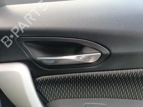 Used Rear right interior door handle Rear right interior door handle BMW 1 (F20) 120 d (184 hp) 32148050 32148050