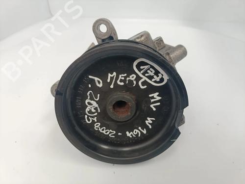 Used Steering pump Steering pump MERCEDES-BENZ M-CLASS (W164) ML 280 CDI 4-matic (164.120) (190 hp) 32305309 32305309