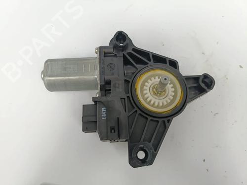 Used Right rear window motor Right rear window motor 32322885 32322885