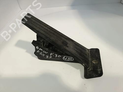Used Pedal BMW 3 (F30, F80) 318 d (150 hp) 32322891